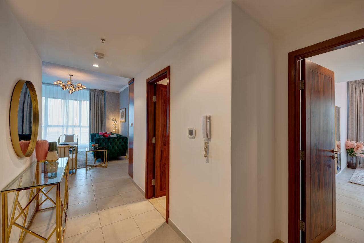 Durrani Homes - Luxe Living With Burj Khalifa And Fountain View - Third Room Without Partition Dubai Exteriör bild