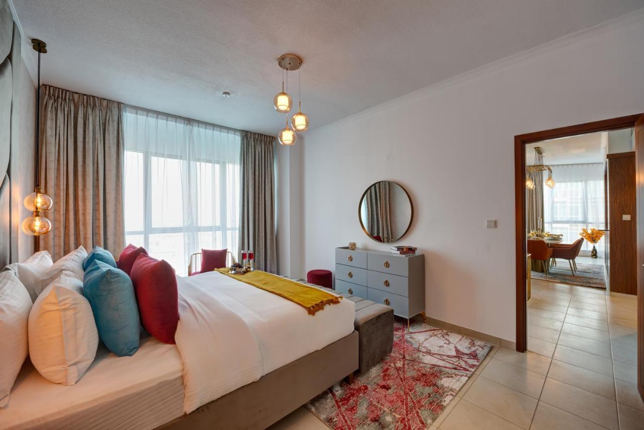 Durrani Homes - Luxe Living With Burj Khalifa And Fountain View - Third Room Without Partition Dubai Exteriör bild